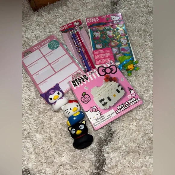 Bundle Of 6 Piece Jelly Kitty Sanrio Fun Notepad, Stickers, Ducks, Craft Kit NWT - Picture 3 of 4